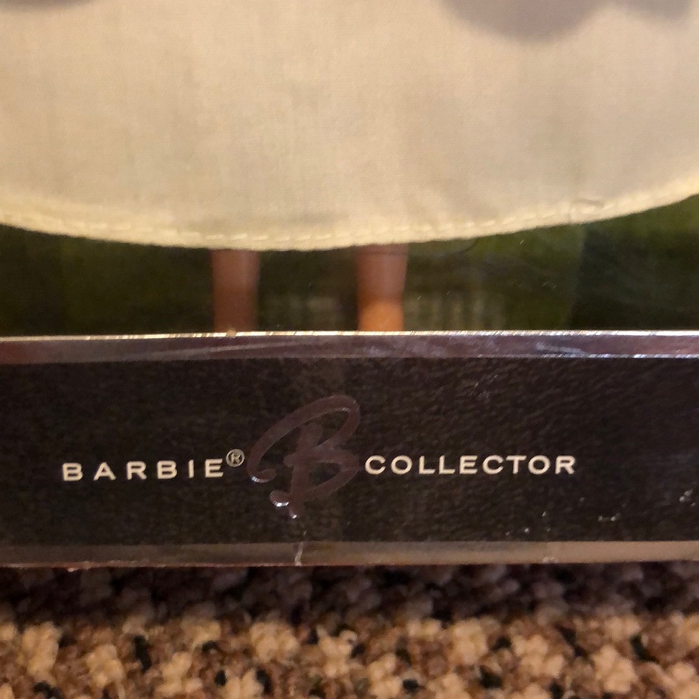 Three Barbie bundle. - Picture 4 of 4